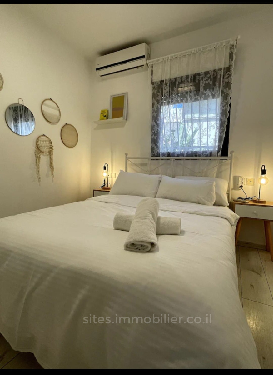 Apartamento 3 cômodos  Tel Aviv Primeira linha de mar 457-IBL-1294