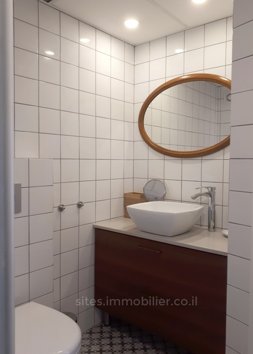 Apartamento 2 cômodos  Tel Aviv Dizengof 457-IBL-1304