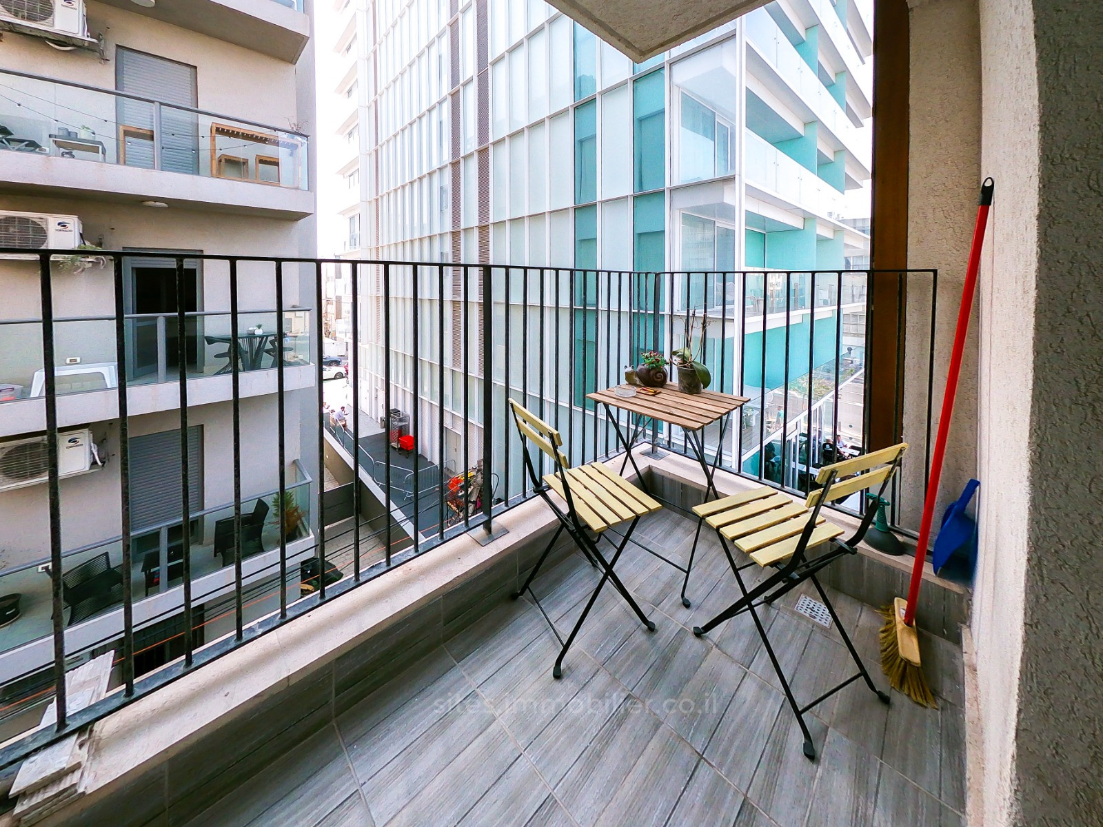 Apartamento 3.5 cômodos  Tel Aviv Namal Tel Aviv 457-IBL-1307