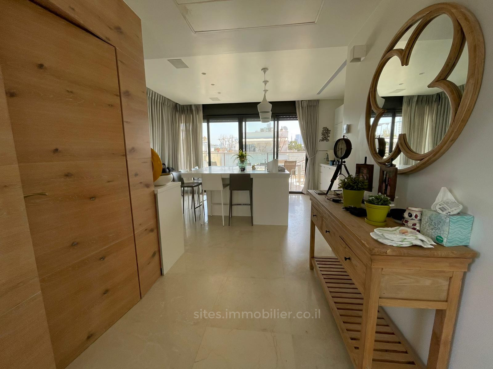 Duplex-Cobertura 4 cômodos  Tel Aviv Centro da cidade 457-IBL-1308