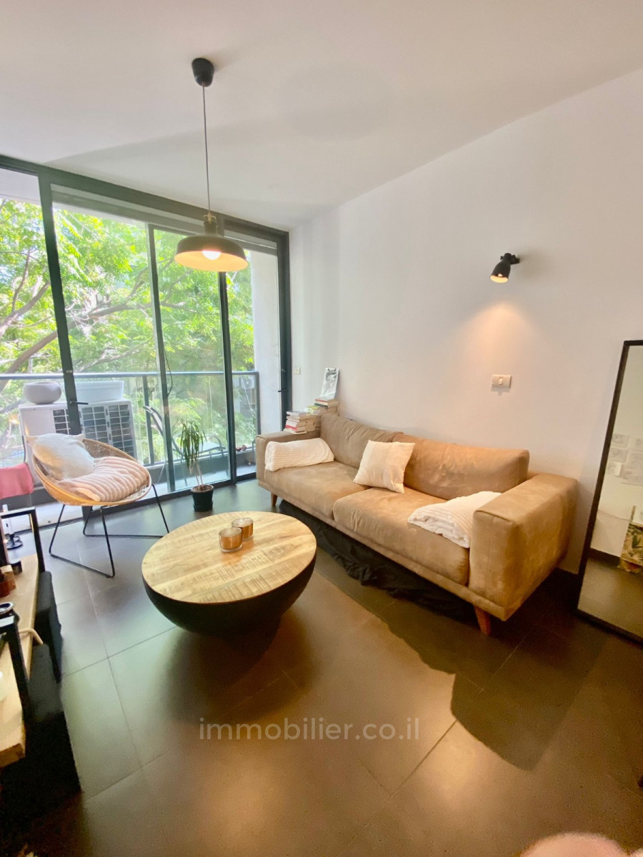 Apartamento 2 cômodos  Tel Aviv Região marítima 457-IBL-1341