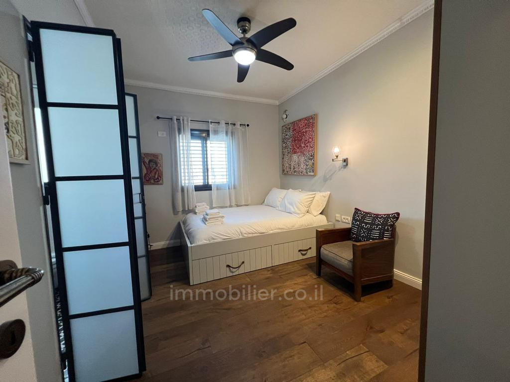 Apartamento 3 cômodos  Tel Aviv Centro da cidade 457-IBL-1349