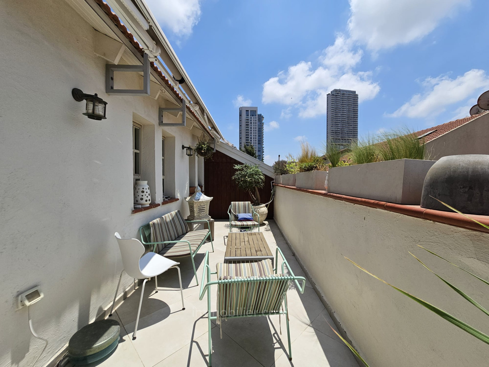 Duplex-Cobertura 4 cômodos  Tel Aviv Neve Tsedek 457-IBL-1363