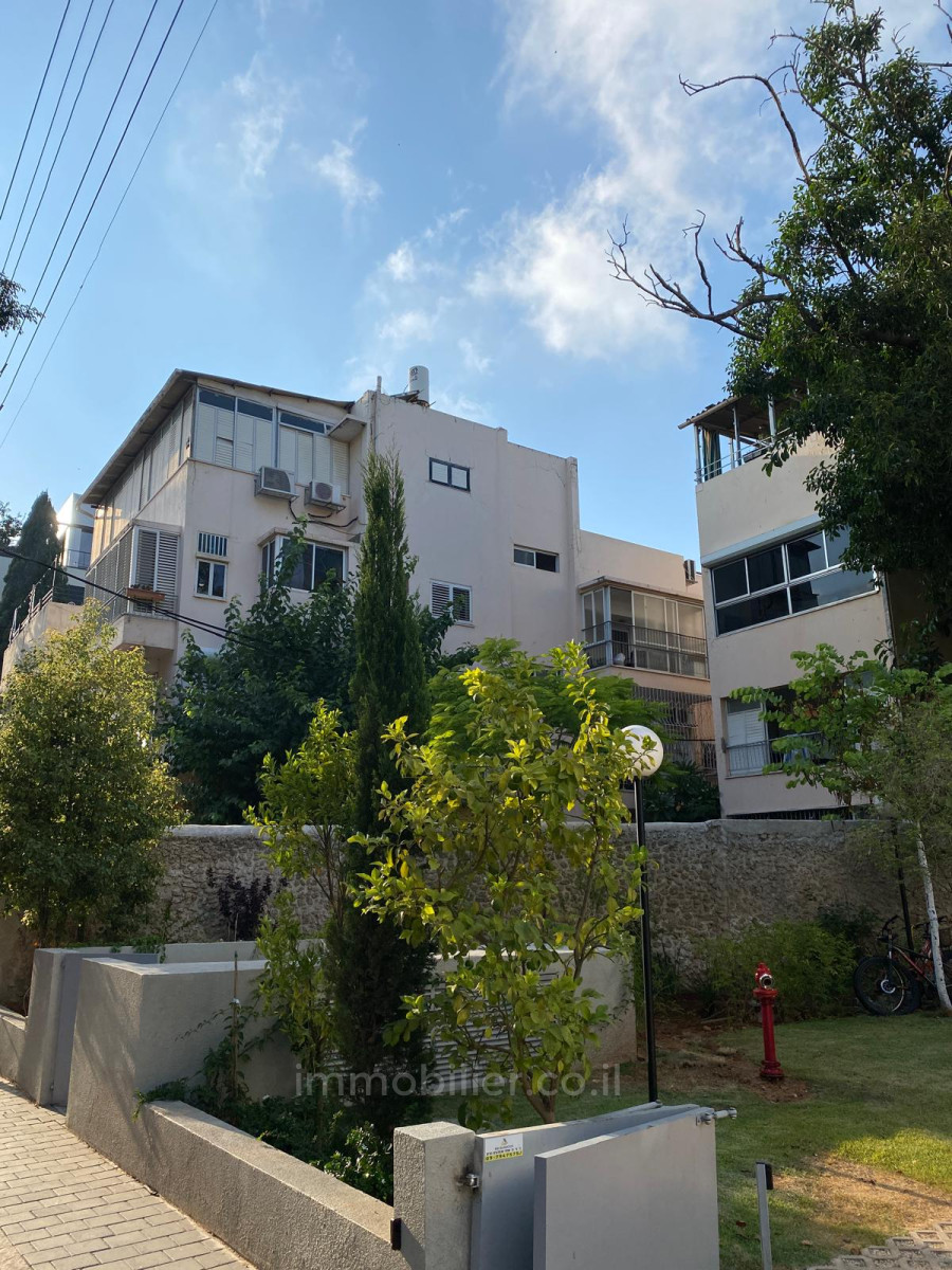 Apartamento 4 cômodos  Tel Aviv Rothshild 457-IBL-1381