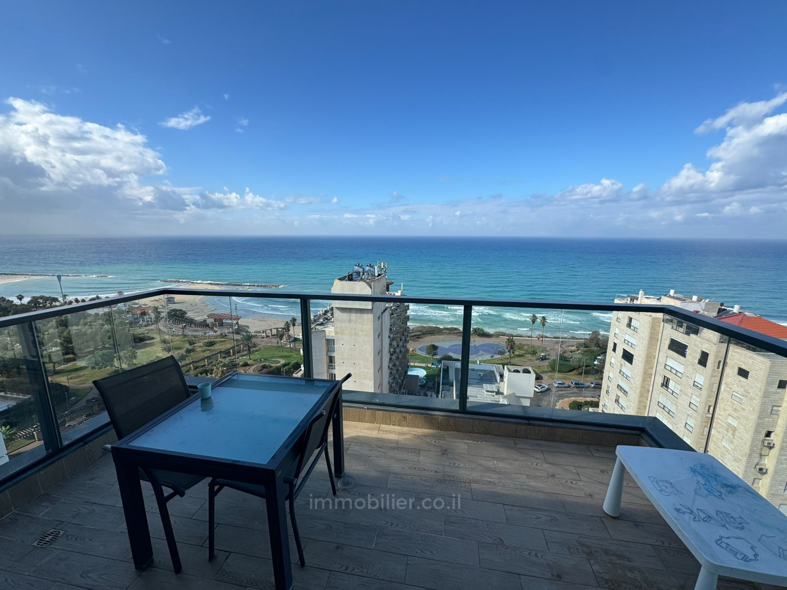 Apartamento 3 cômodos  Netanya Kikar 457-IBL-1395