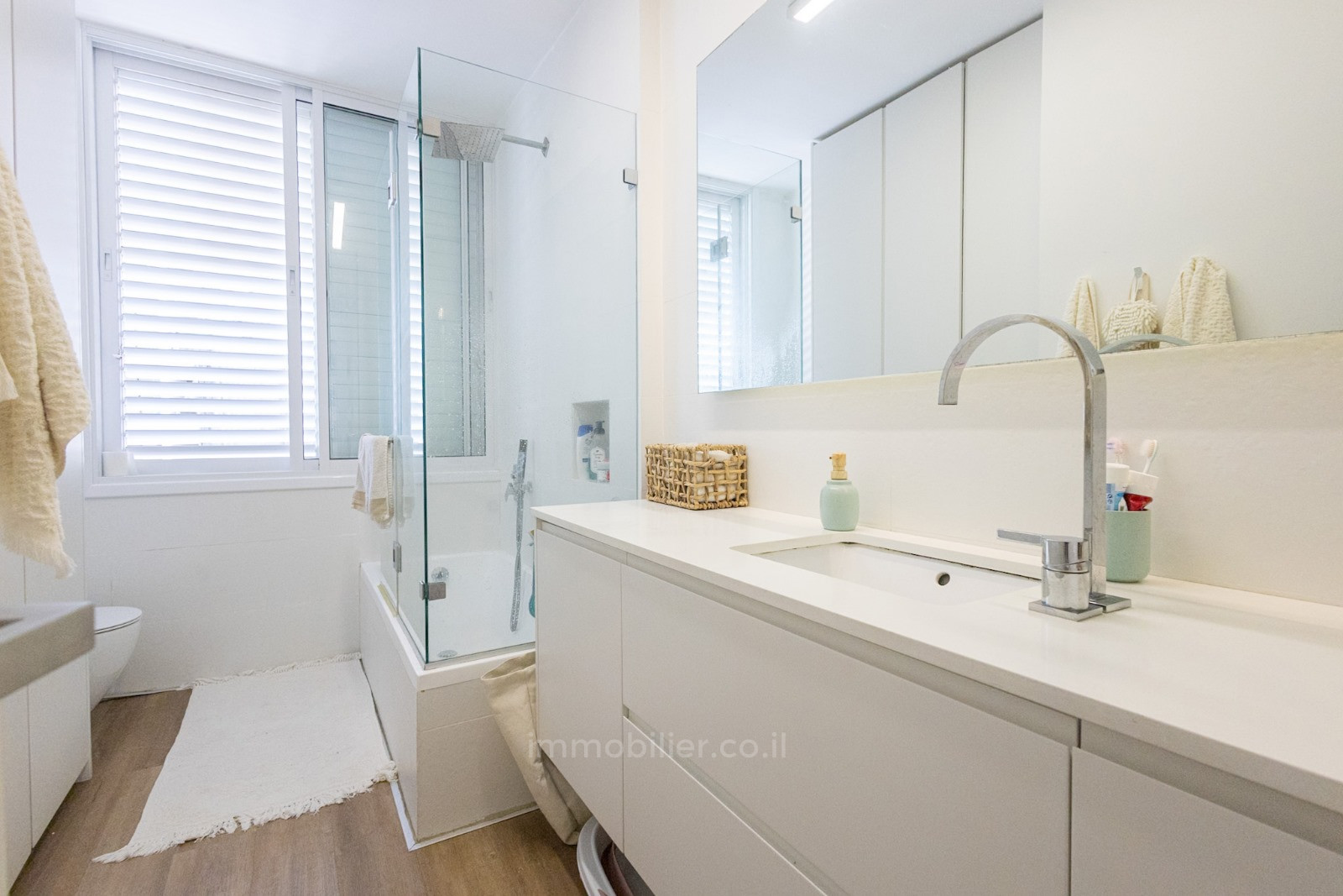 Apartamento 3 cômodos  Tel Aviv Nahalat Itshak 457-IBL-1397