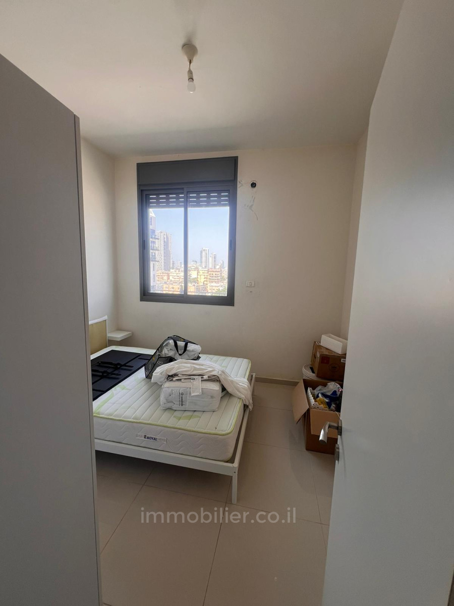 Apartamento 3 cômodos  Tel Aviv Florentine 457-IBL-1411