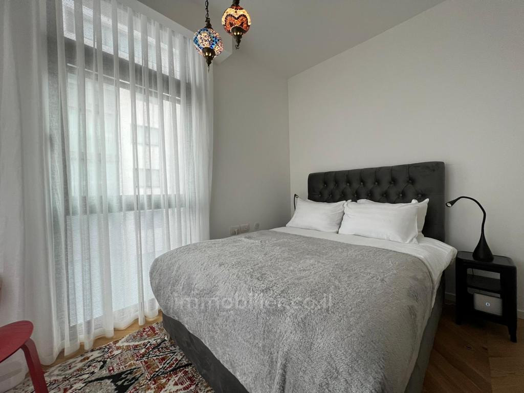 Apartamento 3 cômodos  Tel Aviv Kerem Hatemanim 457-IBL-1415