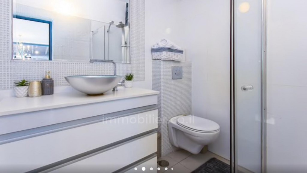 Duplex-Cobertura 4.5 cômodos  Tel Aviv Primeira linha de mar 457-IBL-668