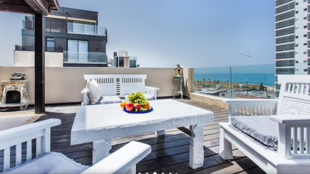 Duplex-Cobertura 4.5 cômodos  Tel Aviv Primeira linha de mar 457-IBL-668