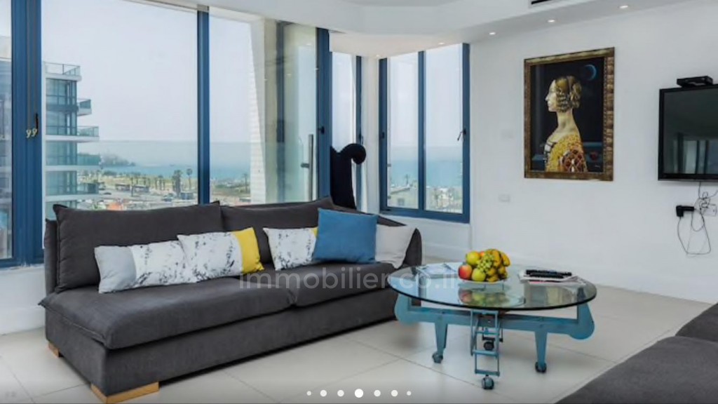 Duplex-Cobertura 4.5 cômodos  Tel Aviv Primeira linha de mar 457-IBL-668