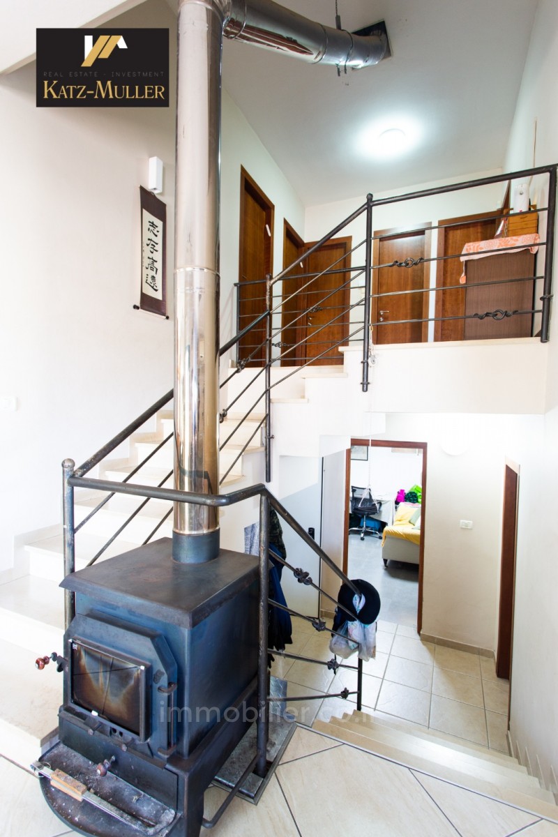 Casarão 6 cômodos Kfar Yona Kfar Yona 478-IBL-333