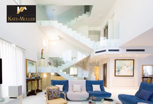 Venda Casarão Netanya