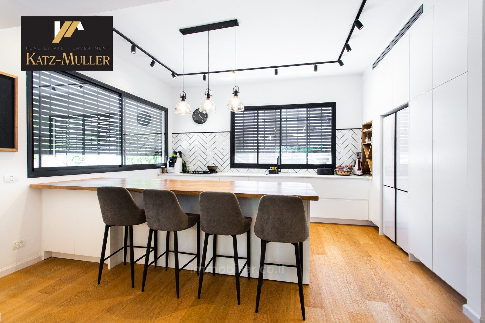 Casarão 6 cômodos Kfar Yona Kfar Yona 478-IBL-341