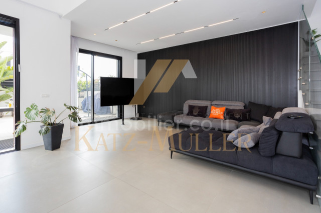 Venda Casarão Kfar Yona