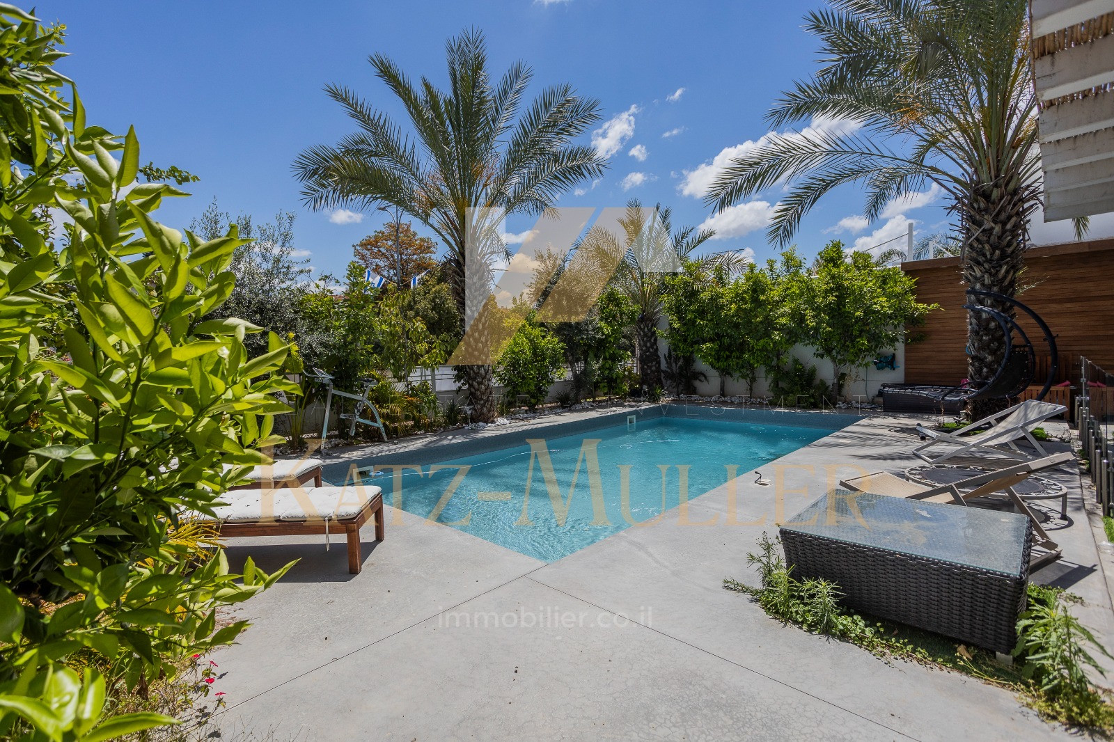 Casarão 8 cômodos Kfar Yona Kfar Yona 478-IBL-368