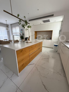 Venda Casarão Kfar Yona