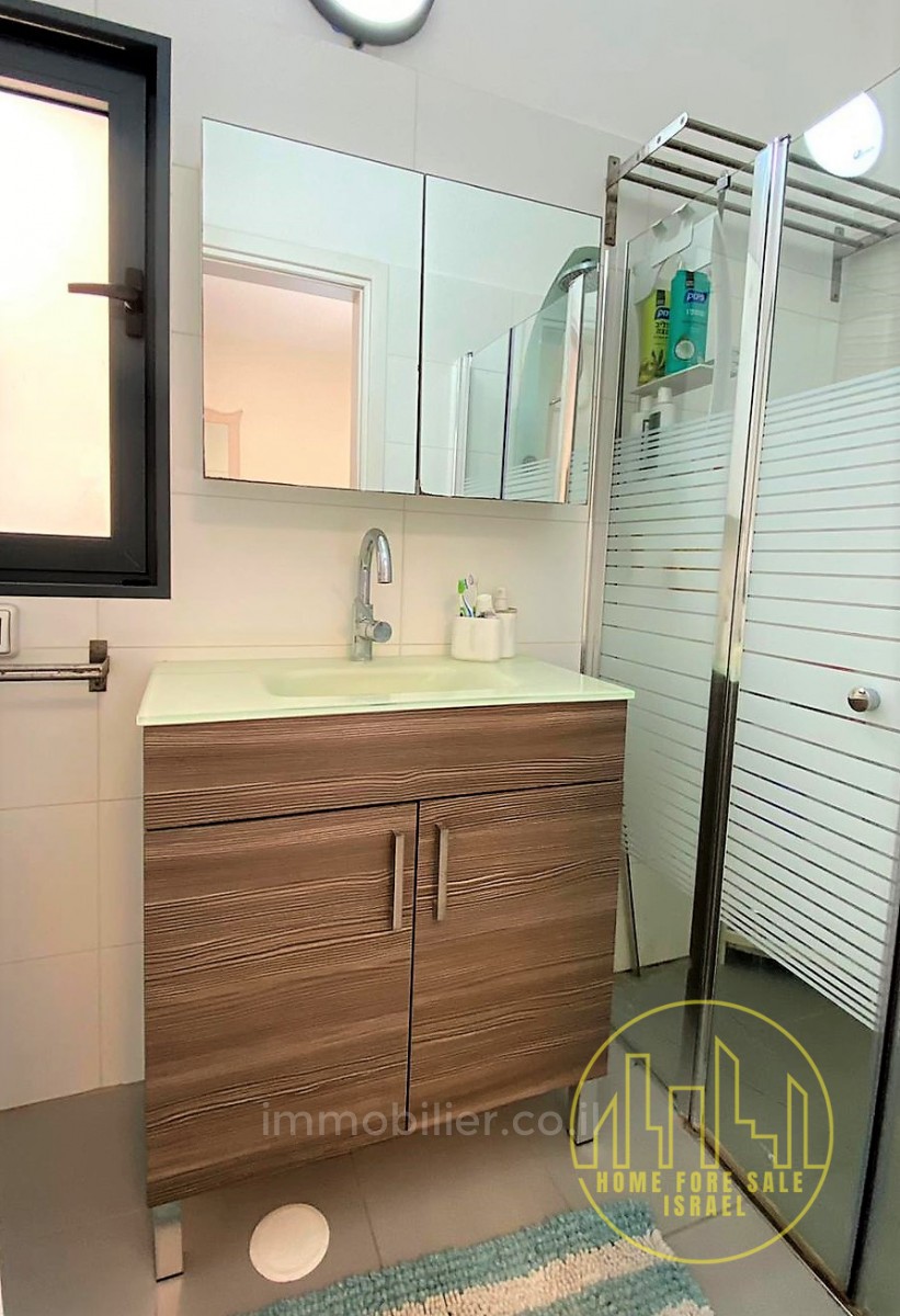 Apartamento 5 cômodos  Netanya Agamim 509-IBL-35