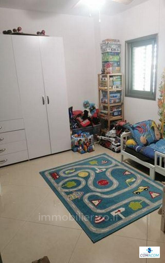 Apartamento 6 cômodos  Ashdod Dalet 511-IBL-1194