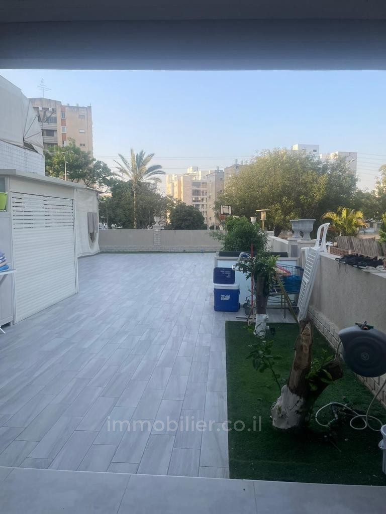 Apartamento garden 6 cômodos  Ashdod City 511-IBL-1261