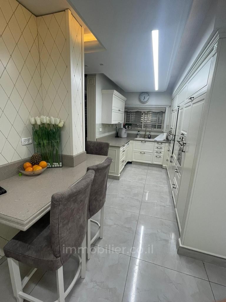 Apartamento garden 6 cômodos  Ashdod City 511-IBL-1261