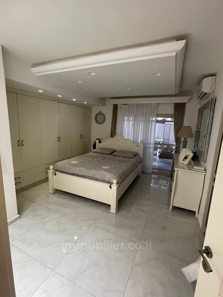 Apartamento garden 6 cômodos  Ashdod City 511-IBL-1261