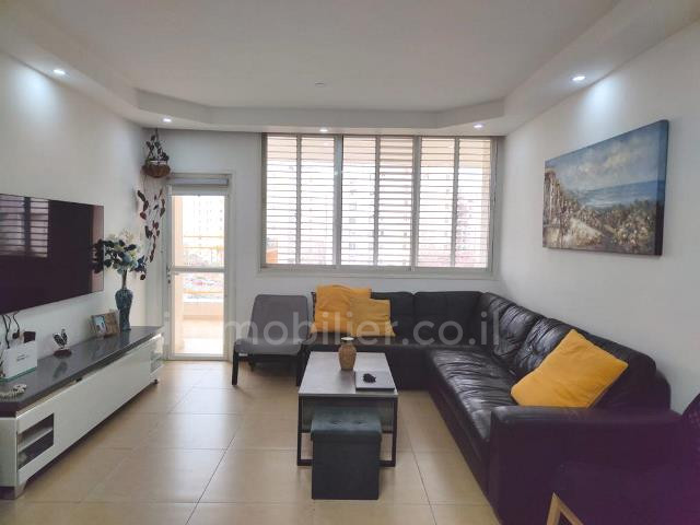 Apartamento 4 cômodos  Ashdod Youd Alef 511-IBL-1461