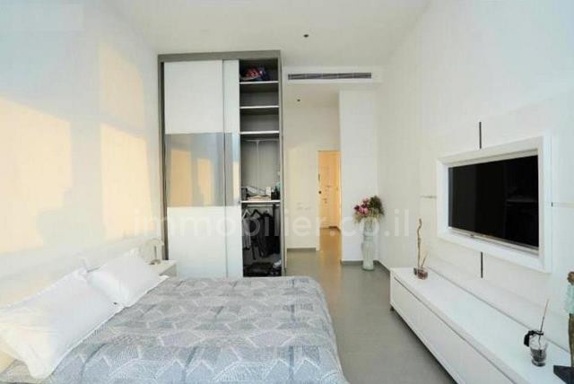 Apartamento 5 cômodos  Ashdod City 511-IBL-1470