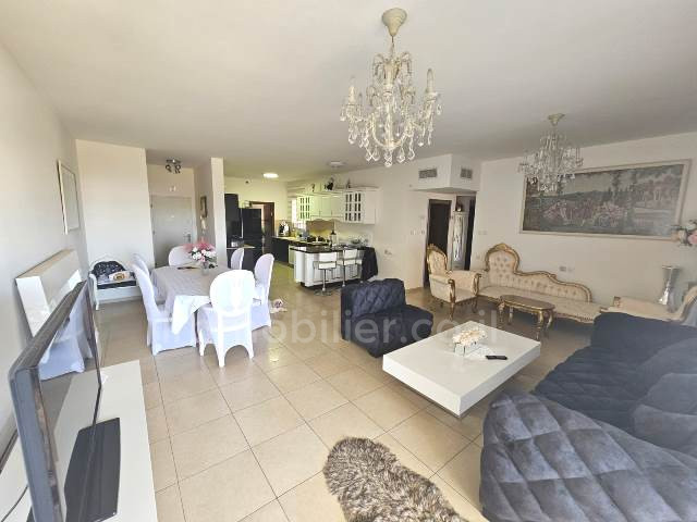 Apartamento 4 cômodos  Ashdod Marina 511-IBL-1484