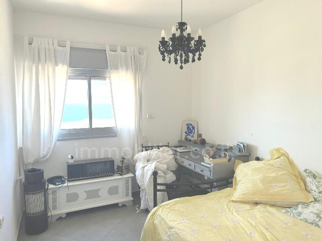 Apartamento 5 cômodos  Ashdod Mar 511-IBL-1495