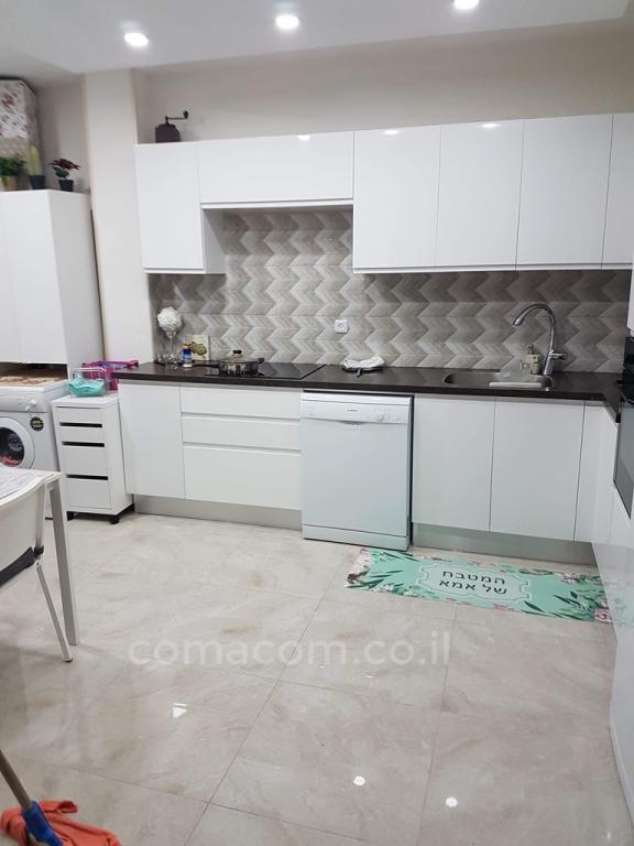 Apartamento 4 cômodos  Ashdod City 511-IBL-5619