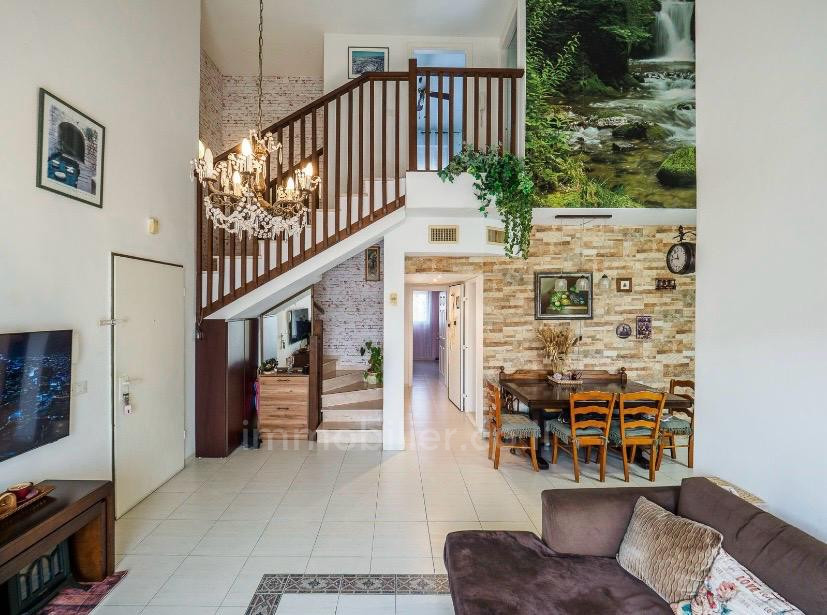 Duplex 5 cômodos Nahariya Nahariya 523-IBL-28