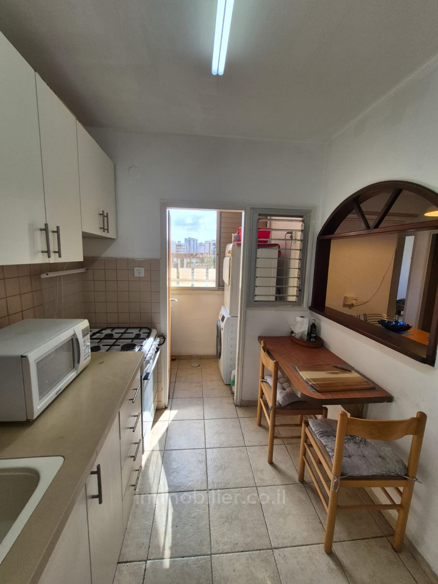 Apartamento 3 cômodos Nahariya Centro da cidade 523-IBL-35