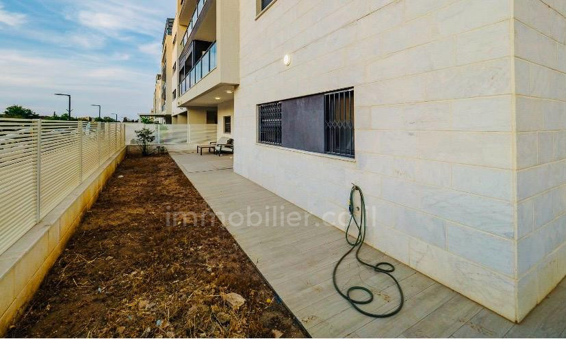 Apartamento garden 5 cômodos Nahariya Nahariya 523-IBL-38
