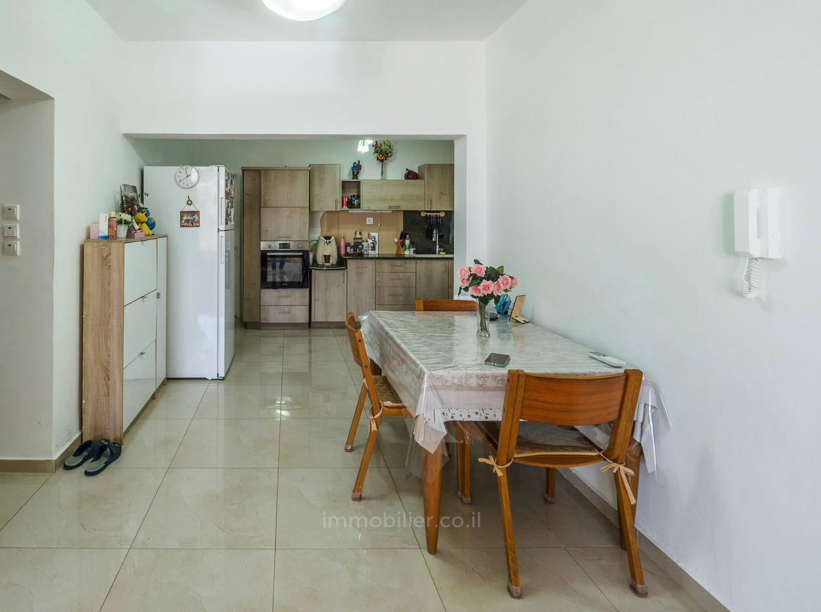 Apartamento 4 cômodos Nahariya Centro da cidade 523-IBL-43