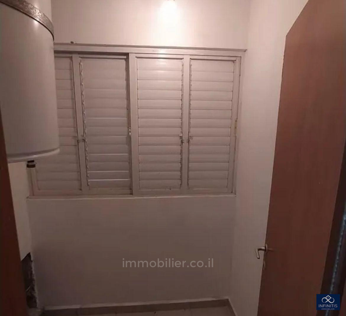 Apartamento 3 cômodos  Ascalão City 527-IBL-137