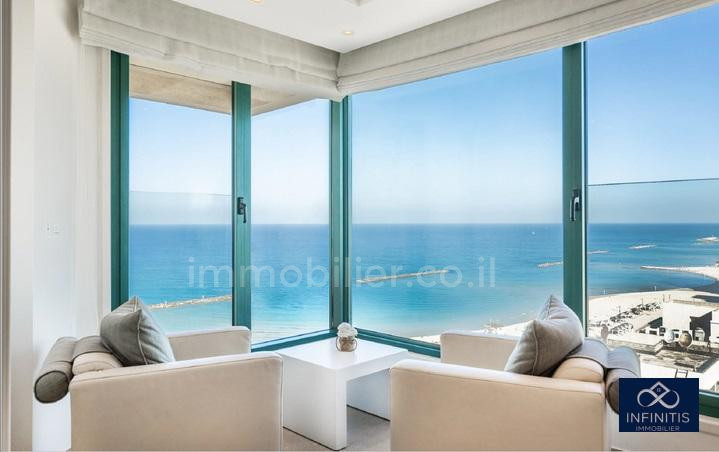 Apartamento 3 cômodos  Tel Aviv Primeira linha de mar 527-IBL-140