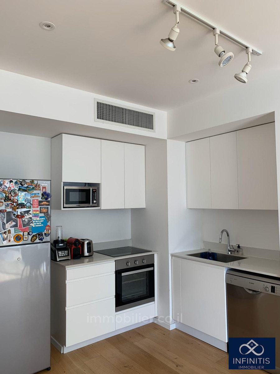 Apartamento 2.5 cômodos  Tel Aviv tel aviv 527-IBL-28