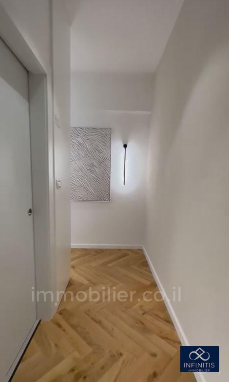 Apartamento 2 cômodos  Tel Aviv Lev Tel-Aviv 527-IBL-58