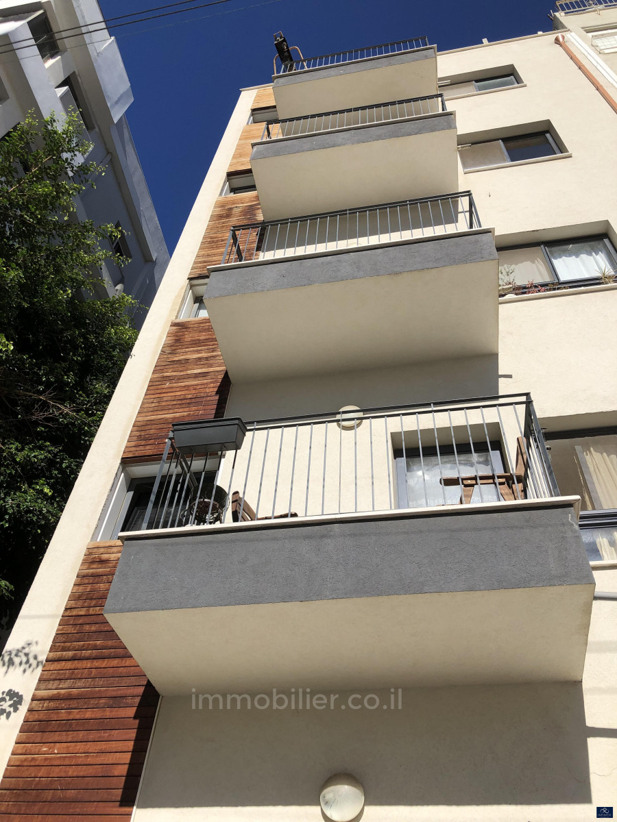 Apartamento 4 cômodos  Tel Aviv Centro da cidade 527-IBL-62