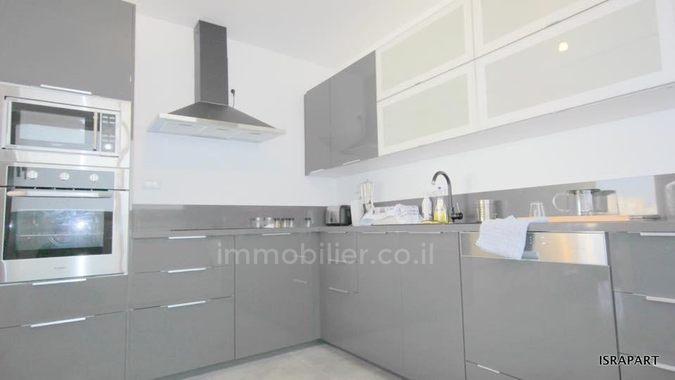 Apartamento 4 cômodos  Bat yam Bat yam 599-IBL-4