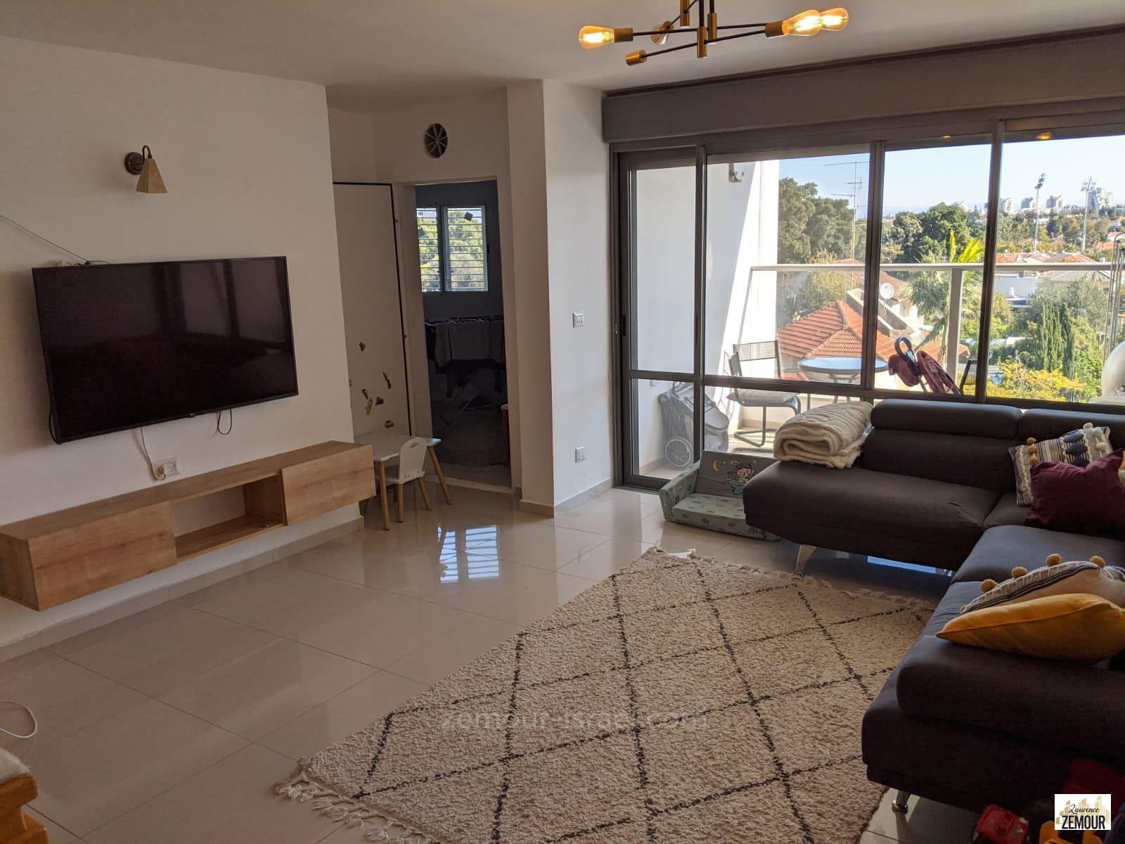 Apartamento 4 cômodos  Raanana Kiryat Veizman 60-IBL-1257