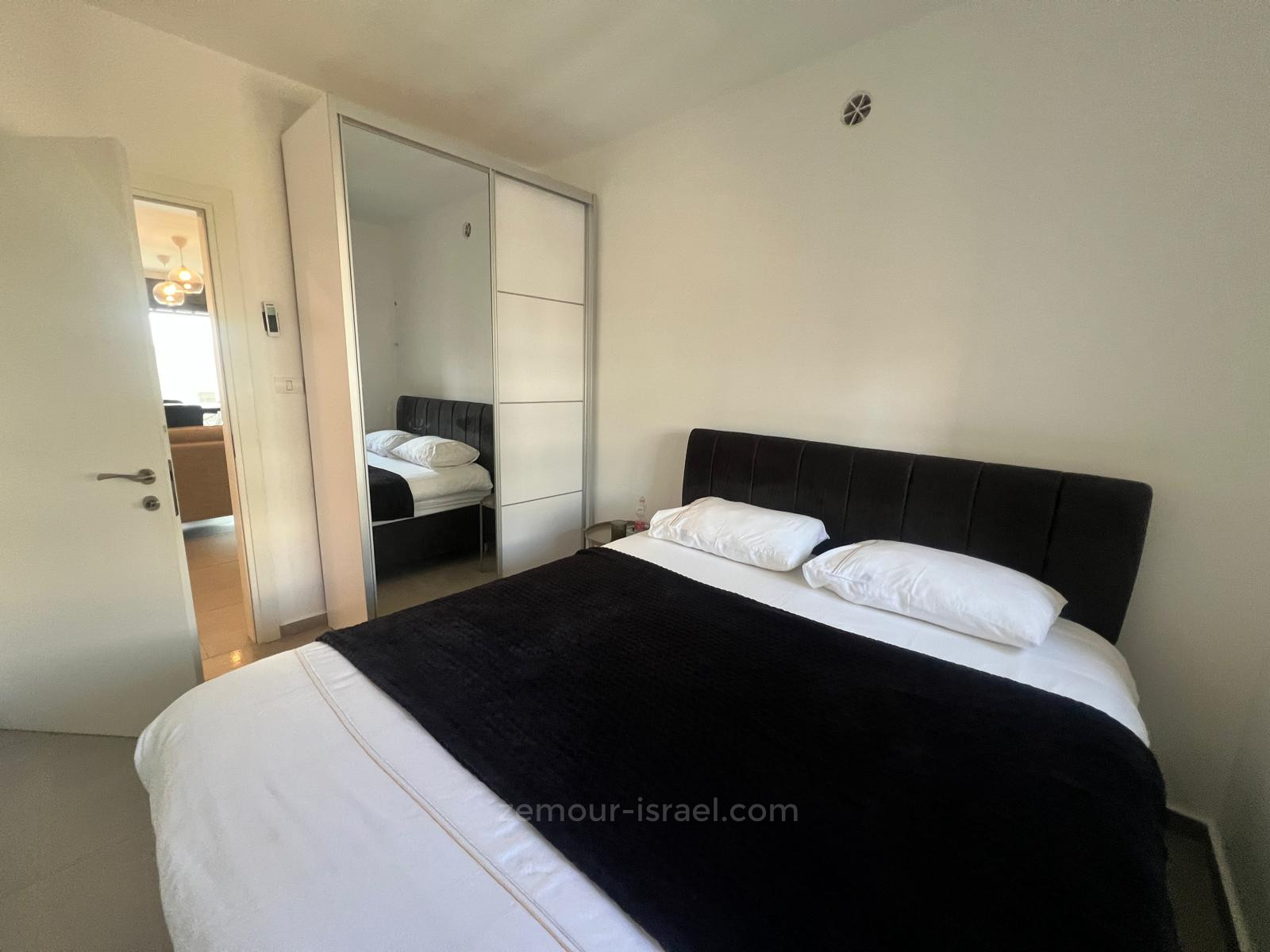 Casarão 5 cômodos Raanana Raanana 60-IBL-1411