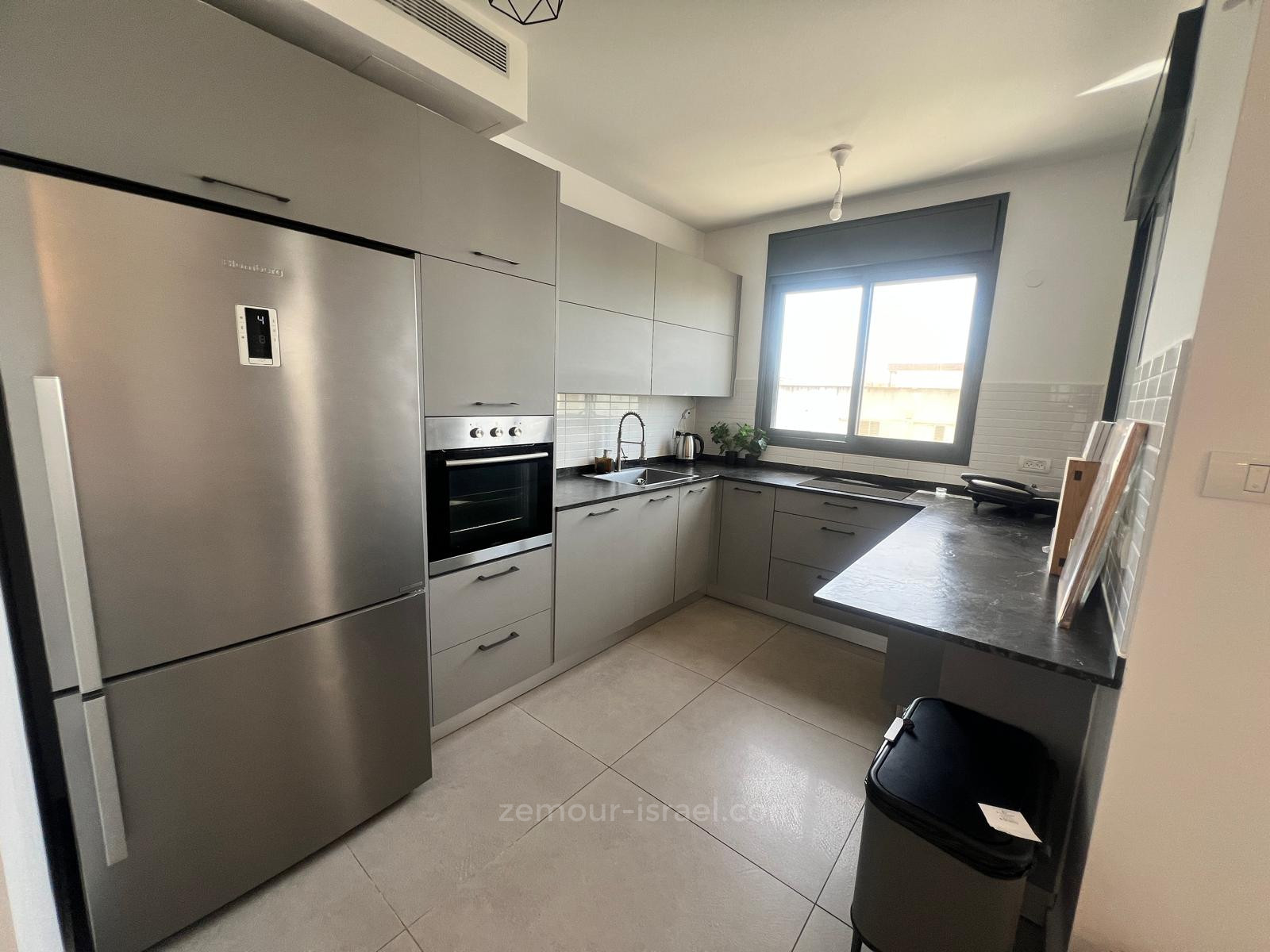 Casarão 5 cômodos Raanana Raanana 60-IBL-1411