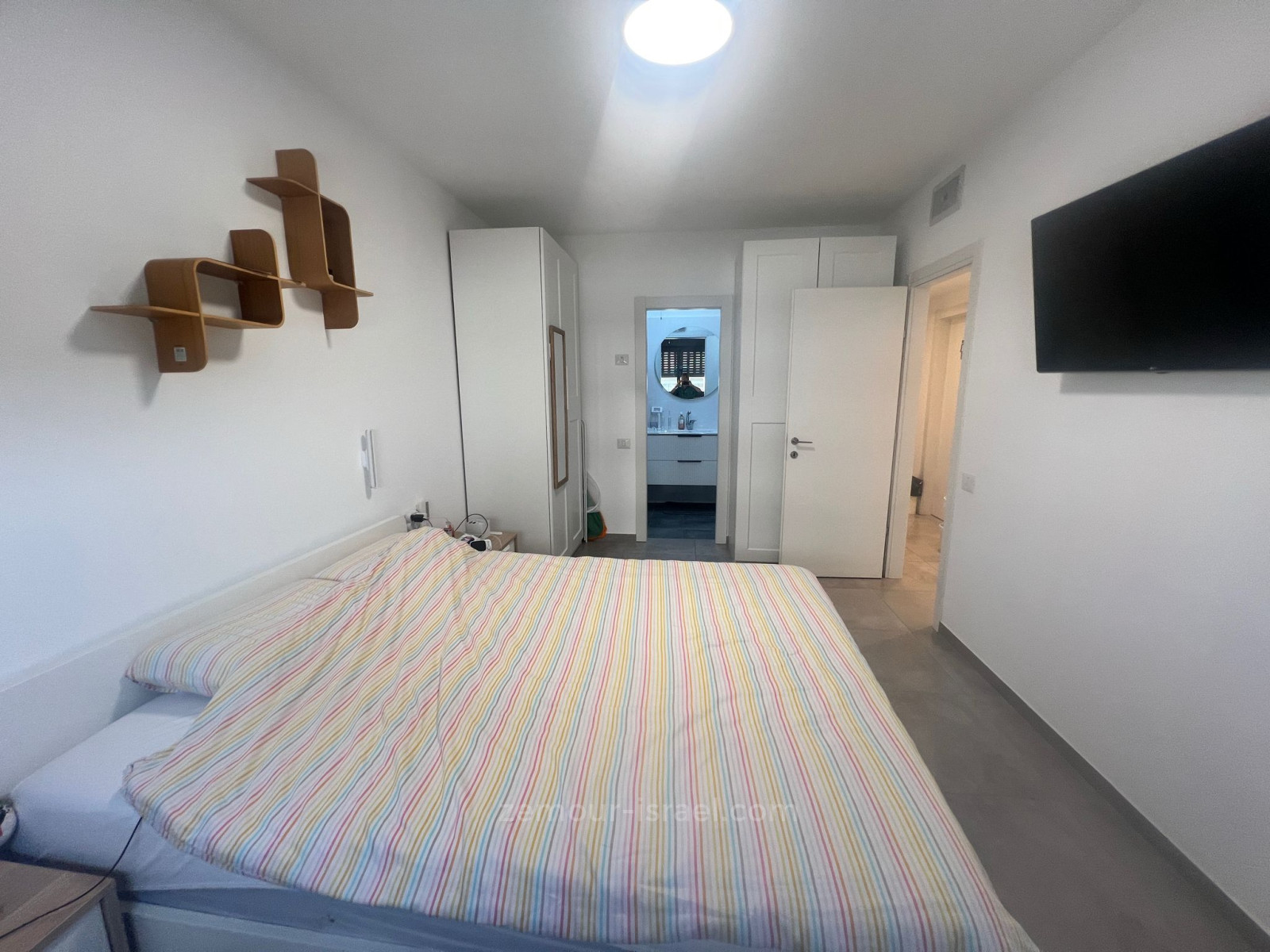 Apartamento 5 cômodos Raanana Est 60-IBL-1414