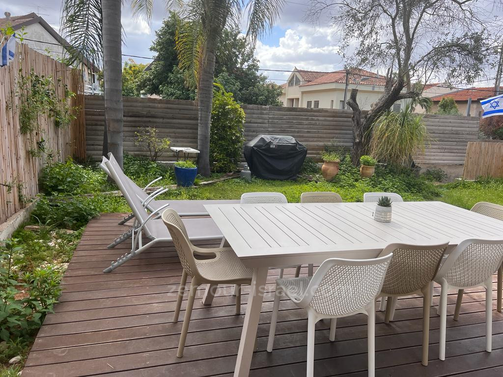 Apartamento garden 5 cômodos Raanana 2003 60-IBL-1416