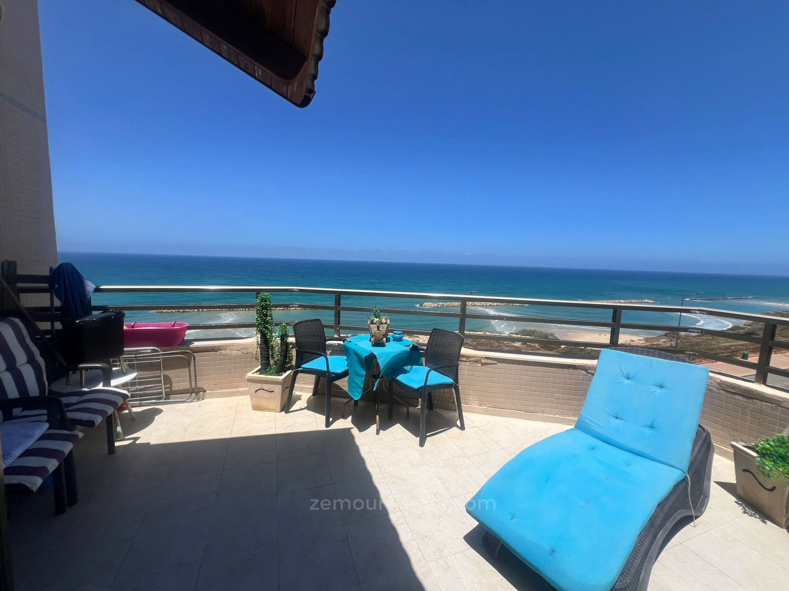 Duplex 4.5 cômodos Netanya Mar 60-IBL-1421