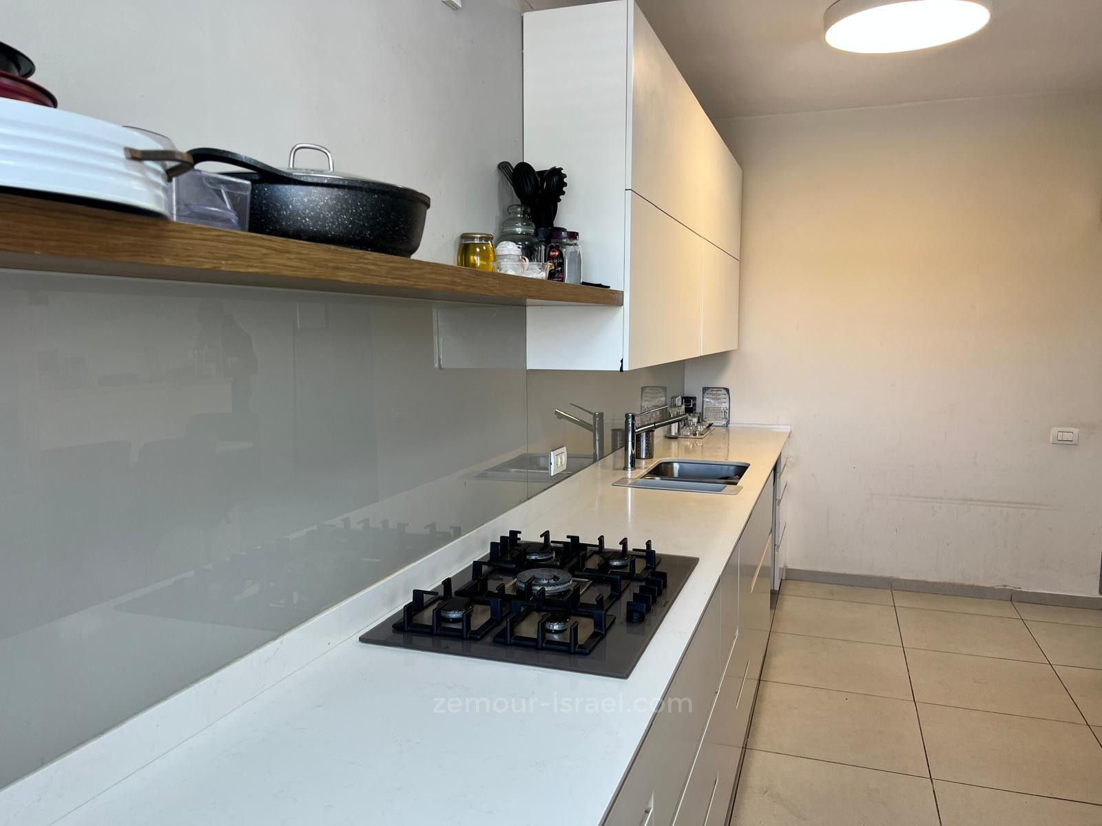 Duplex 5 cômodos Raanana Perto de Ha-Nessiim 60-IBL-1429