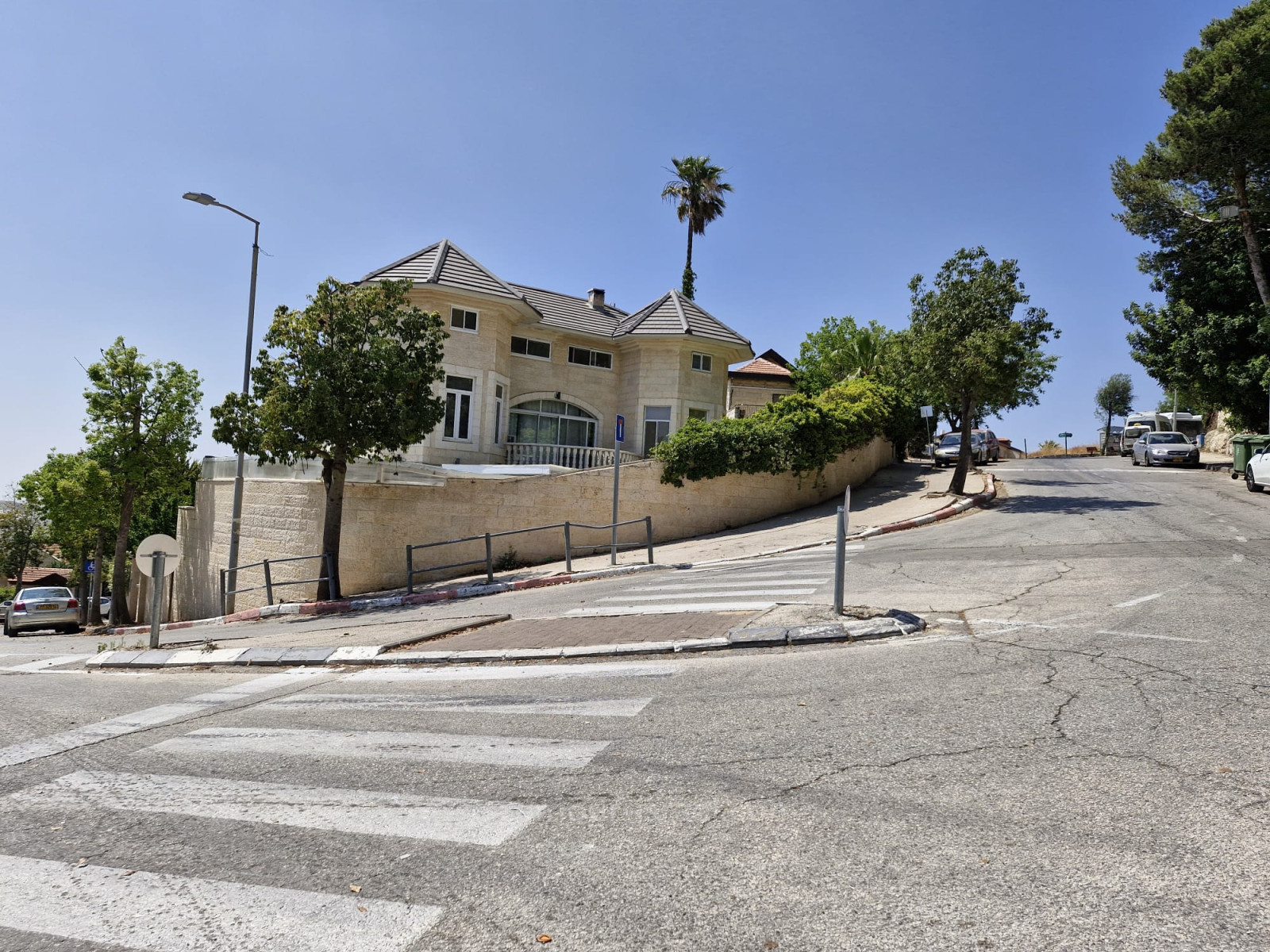 Casarão 8 cômodos Jerusalém (arredores) Guivat zeev 60-IBL-1433