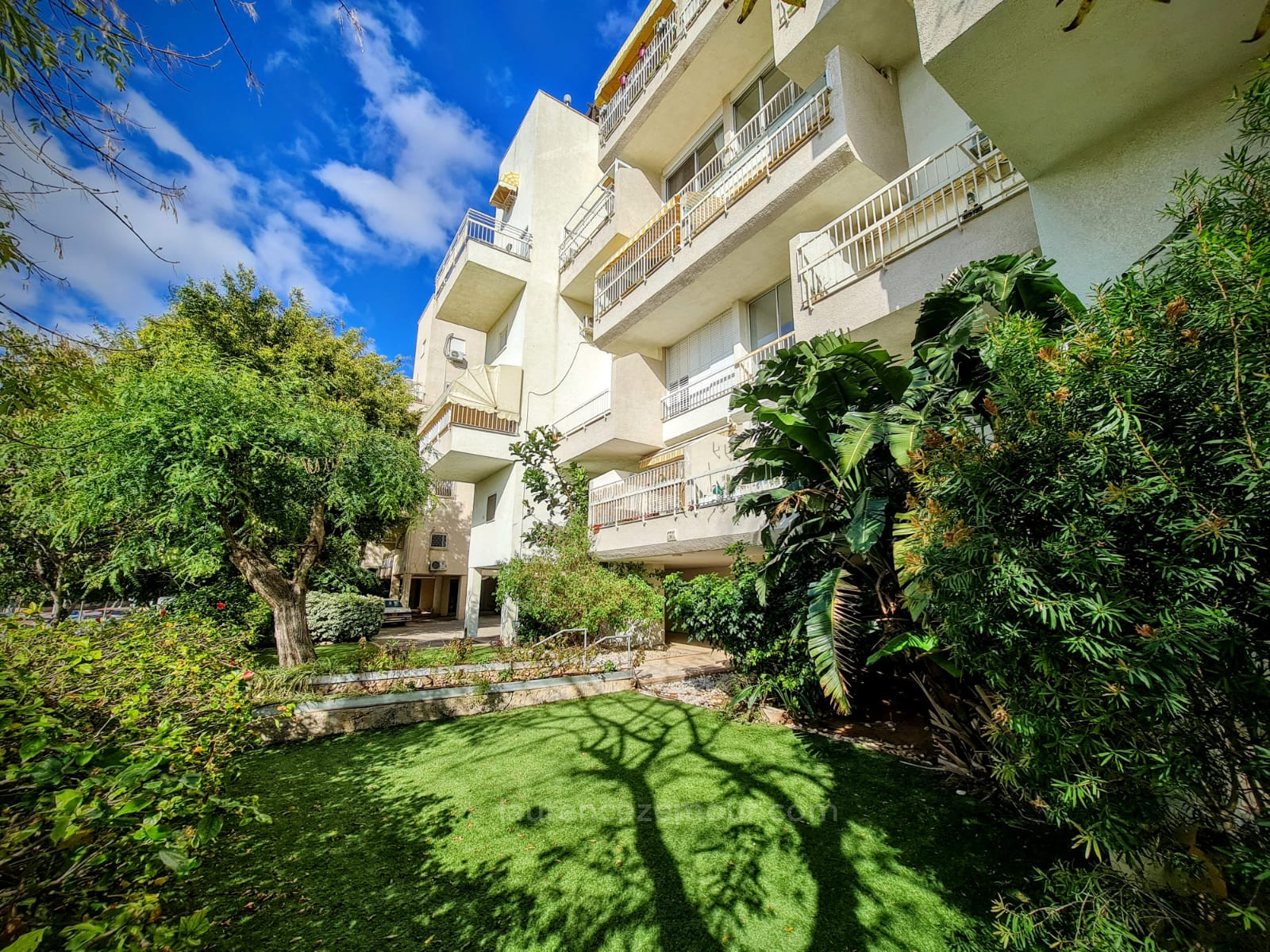 Apartamento 5 cômodos Raanana Perto de Yad Labanim 60-IBL-1447